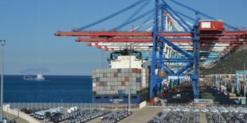 3.5 مليون حاوية سنويا هي الطاقة الاستعابية لميناء طنجة المتوسط