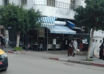 صدمة في تطوان: ديدان داخل كعكة تدفع طفلة إلى المستشفى
