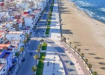 جمعيات مدنية بمرتيل تدق ناقوس الخطر وتطالب بإنقاذ الساحل والمدينة